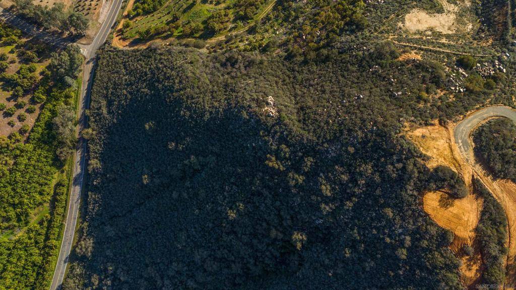 Temecula, CA 92590,555 Calle Jardin