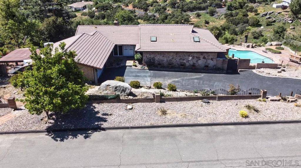 Alpine, CA 91901,1958 Highlands View Rd