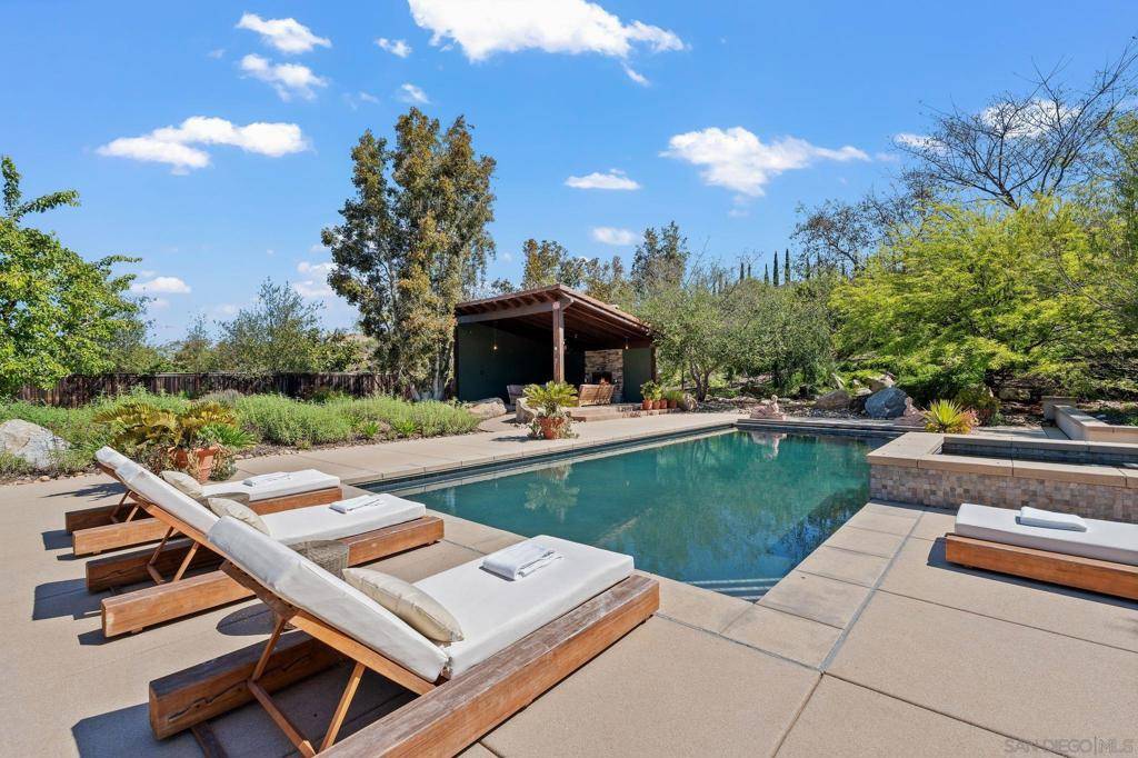 San Diego, CA 92131,11577 Sweet Willow Way