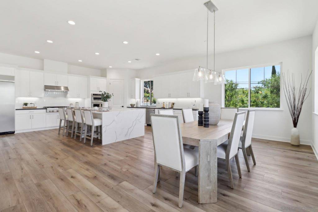 Escondido, CA 92029,2745 Alexander Dr