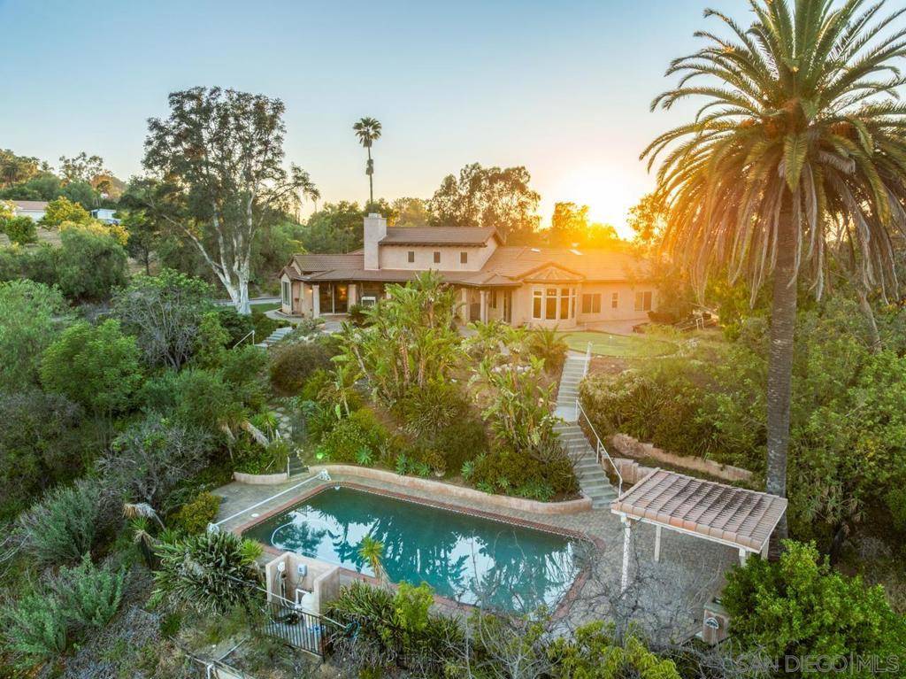 Escondido, CA 92027,2756 Mountain View