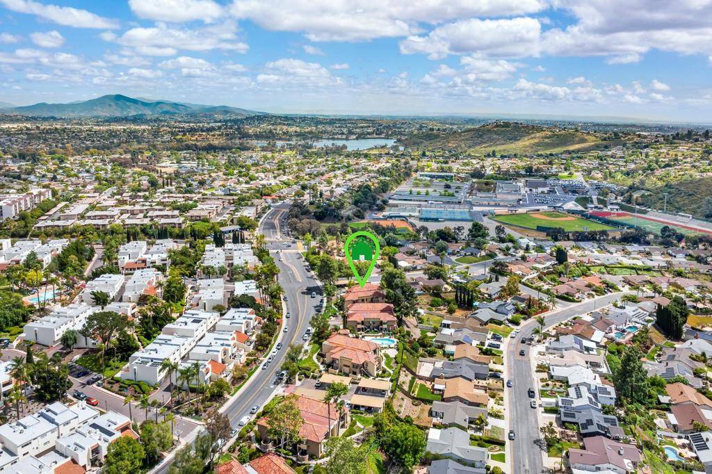 San Diego, CA 92120,6736 Oakridge Road #211