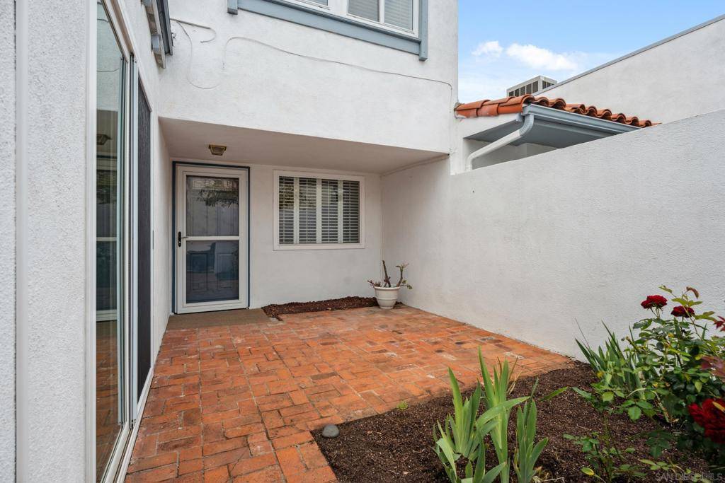 San Diego, CA 92111,5348 Mount Alifan  Dr.