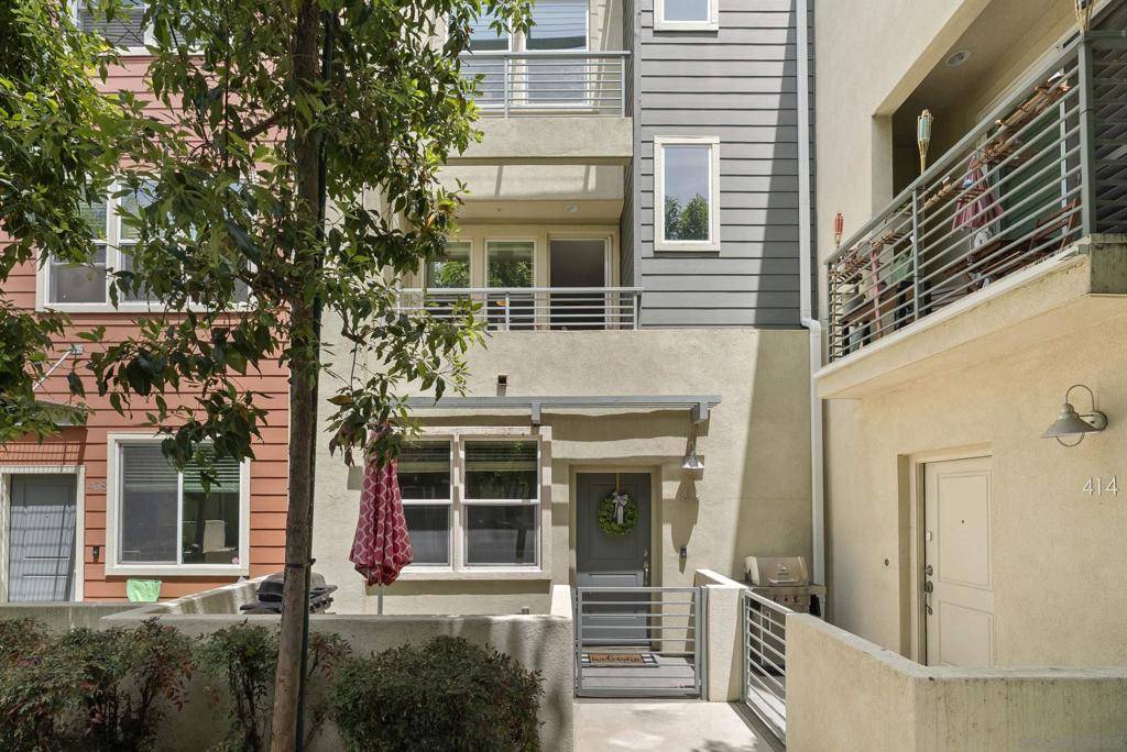 Escondido, CA 92025,225 Royal Glen Unit 410 #Unit #410