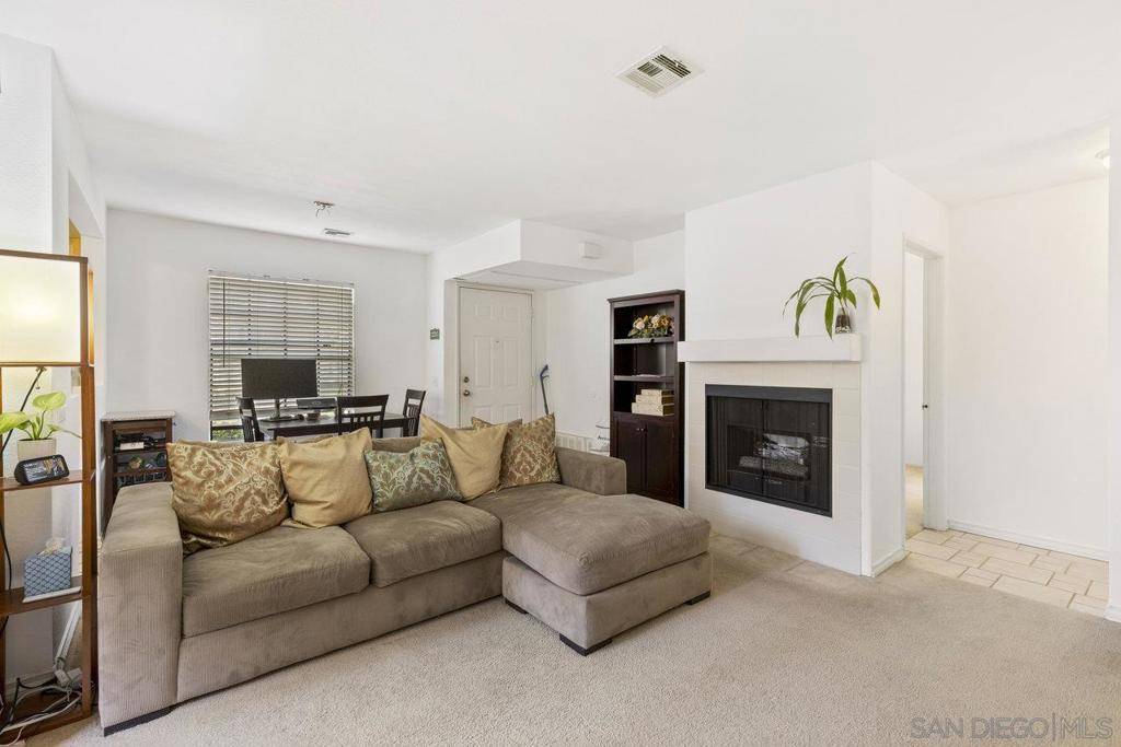 San Diego, CA 92129,10379 Azuaga St #139