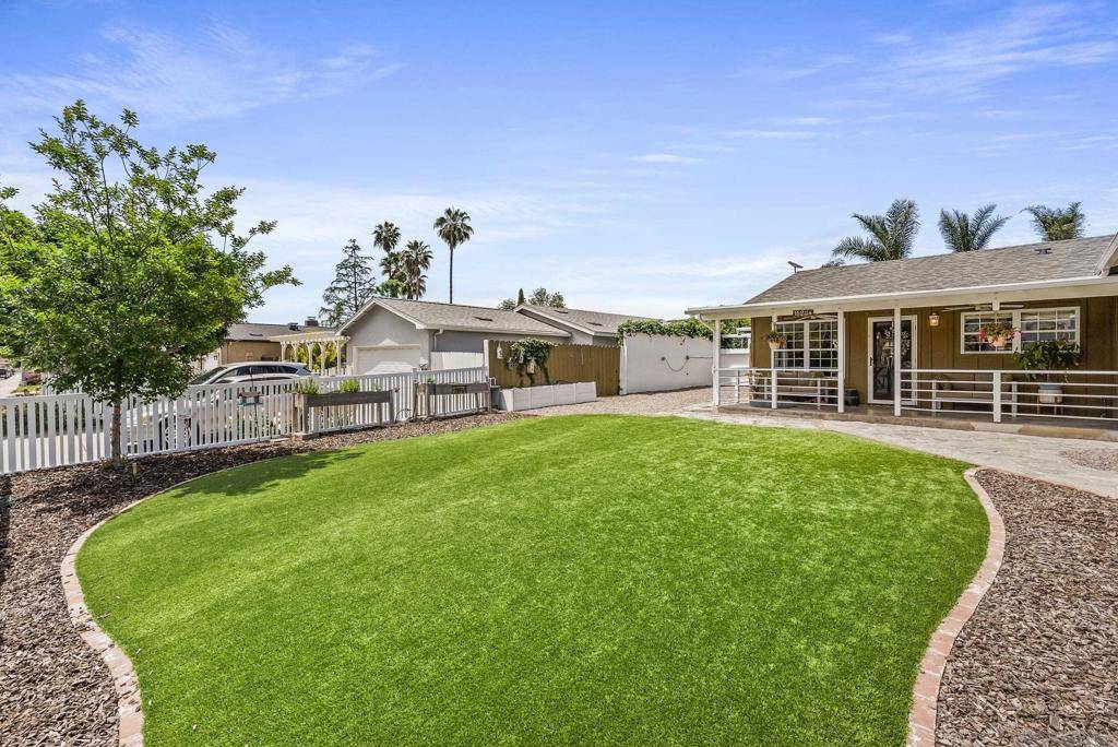 Poway, CA 92064,15234 Hesta St