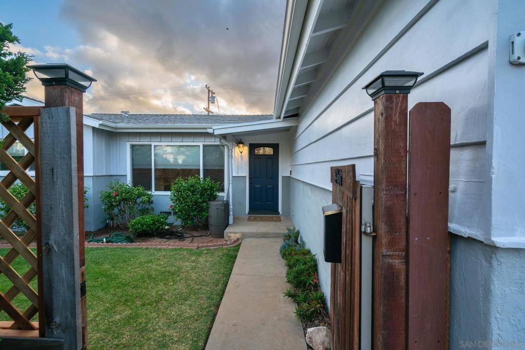 San Diego, CA 92111,3460 Atlas St.