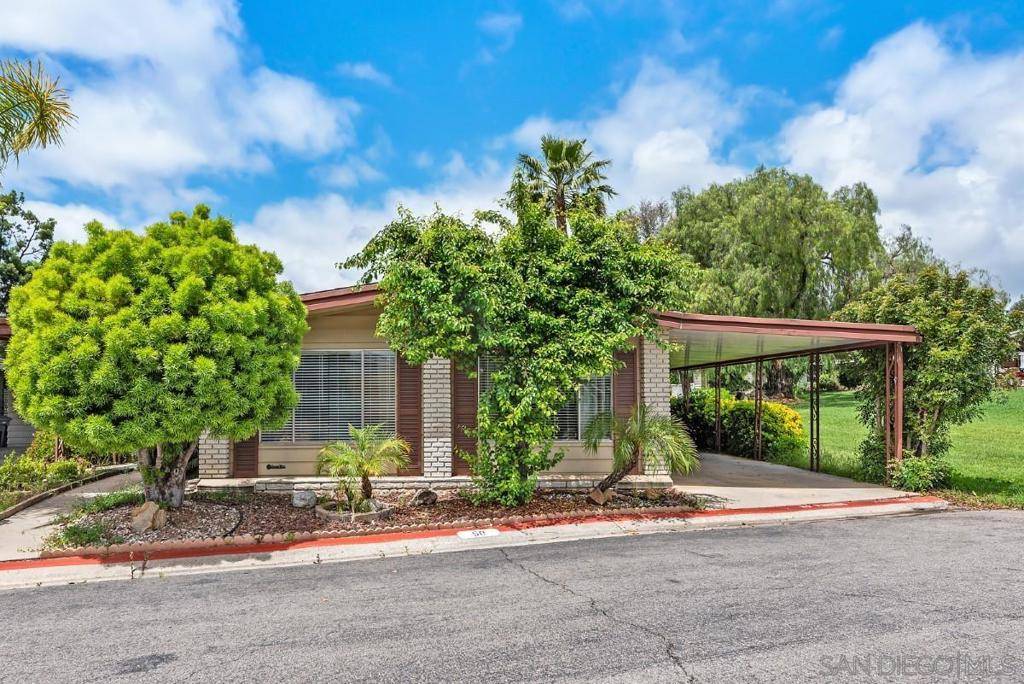 Escondido, CA 92026,2250 N Broadway #50