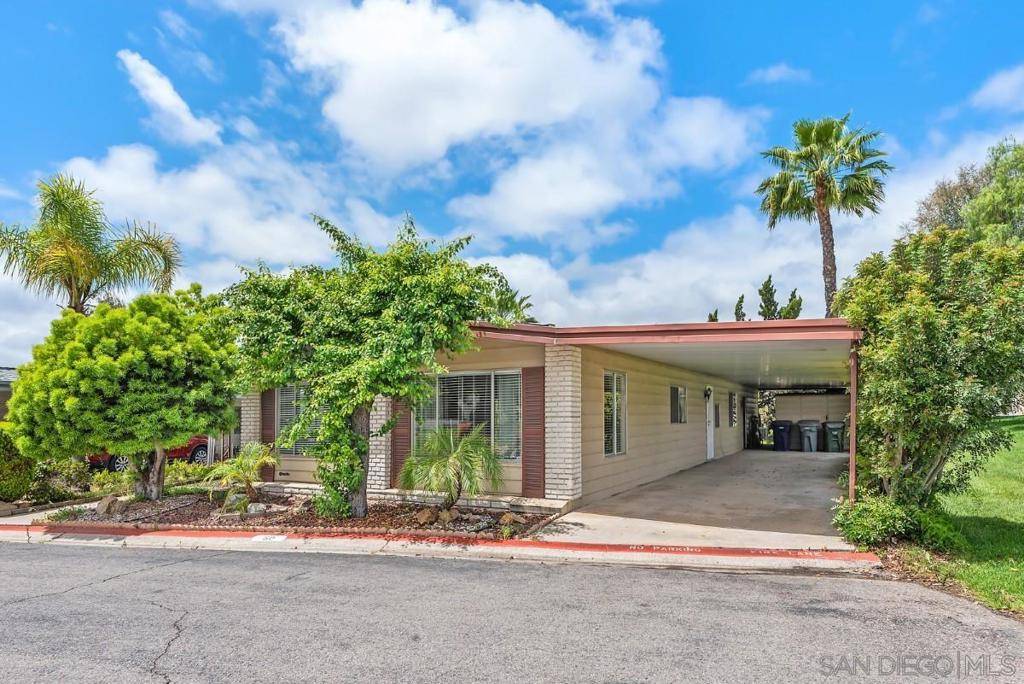 Escondido, CA 92026,2250 N Broadway #50
