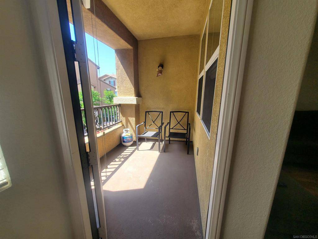 Santee, CA 92071,8806 Appleblossom Ct #4