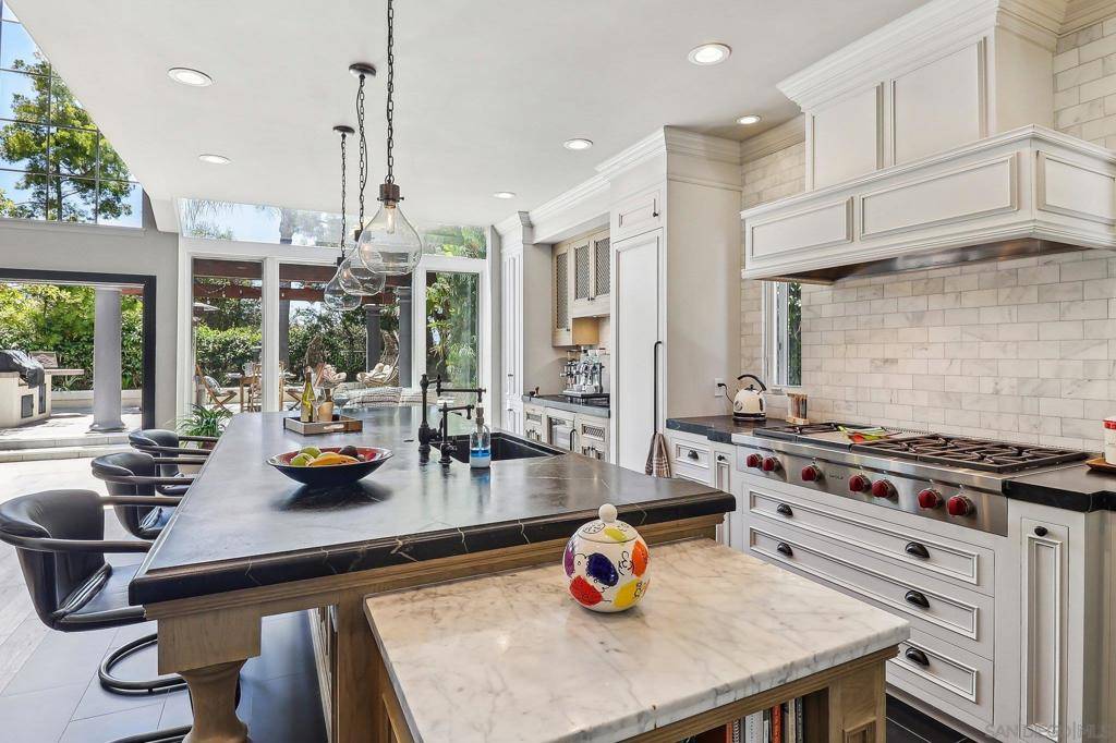 San Diego, CA 92130,4961 Concannon Ct