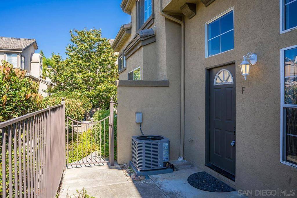 San Diego, CA 92130,12543 El Camino Real #F