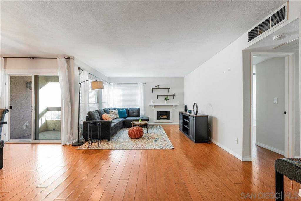 San Diego, CA 92108,6747 Friars Rd #113