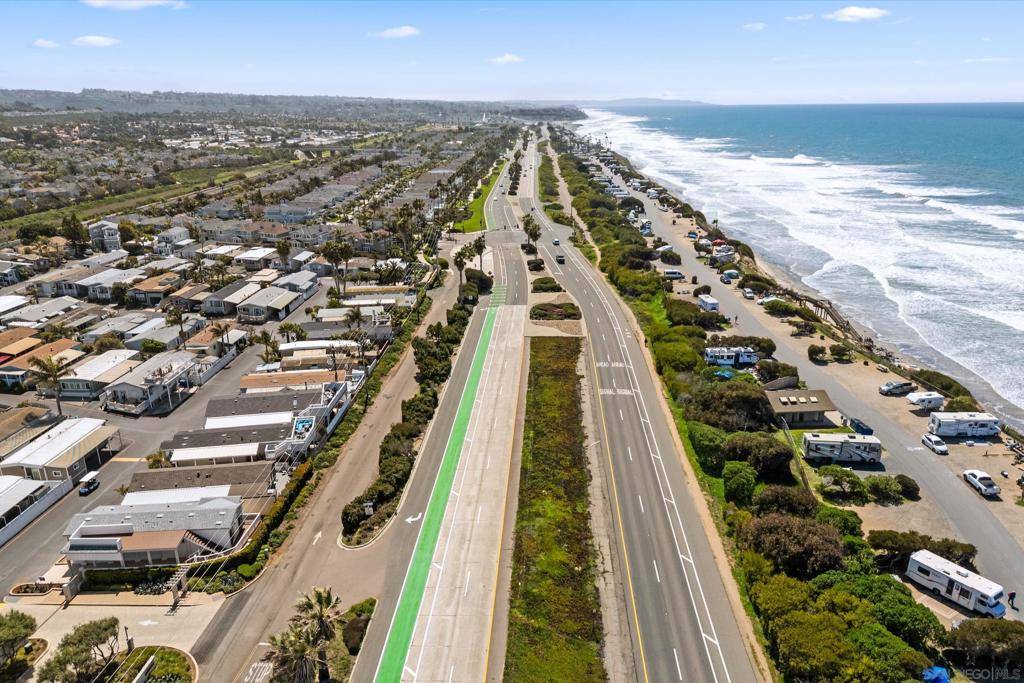 Carlsbad, CA 92011,6550 Ponto Dr #SPC 30