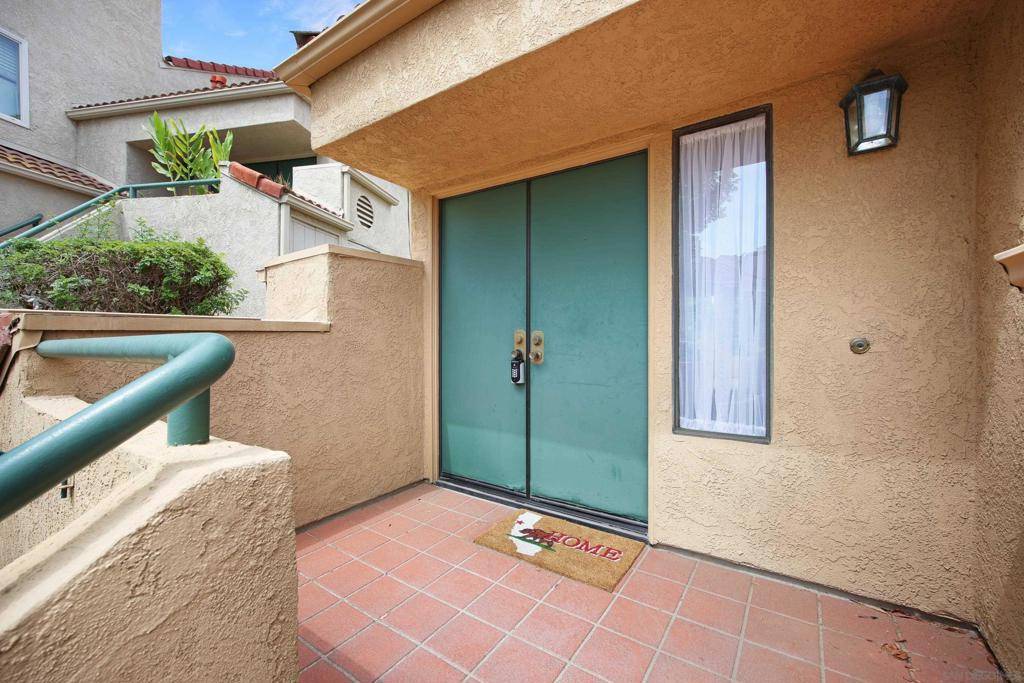Diamond Bar, CA 91765,3005 La Paz Lane #C