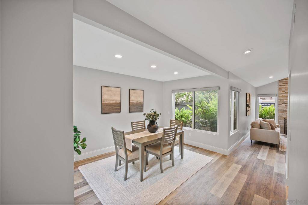 Encinitas, CA 92024,1933 Parkdale Lane