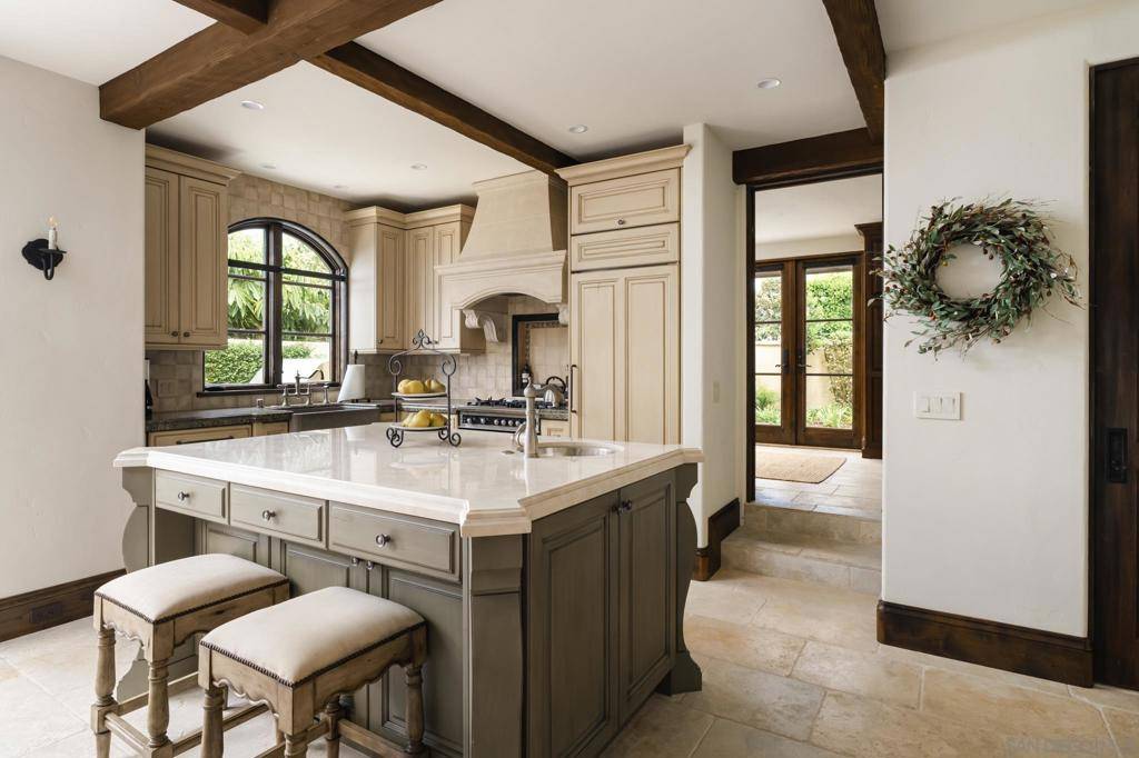 Del Mar, CA 92014,730 Stratford Court