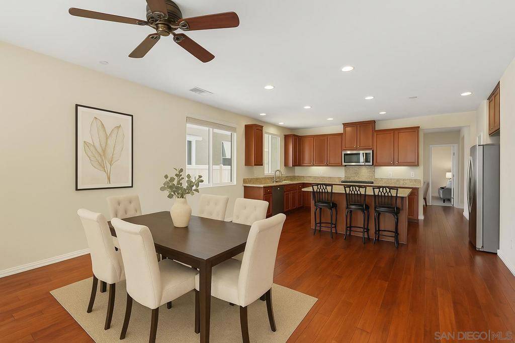 Murrieta, CA 92563,37856 Honey Pine Road