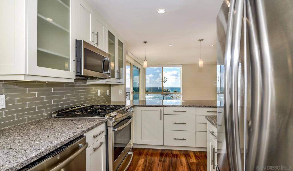 La Jolla, CA 92037,400 Prospect Street #213