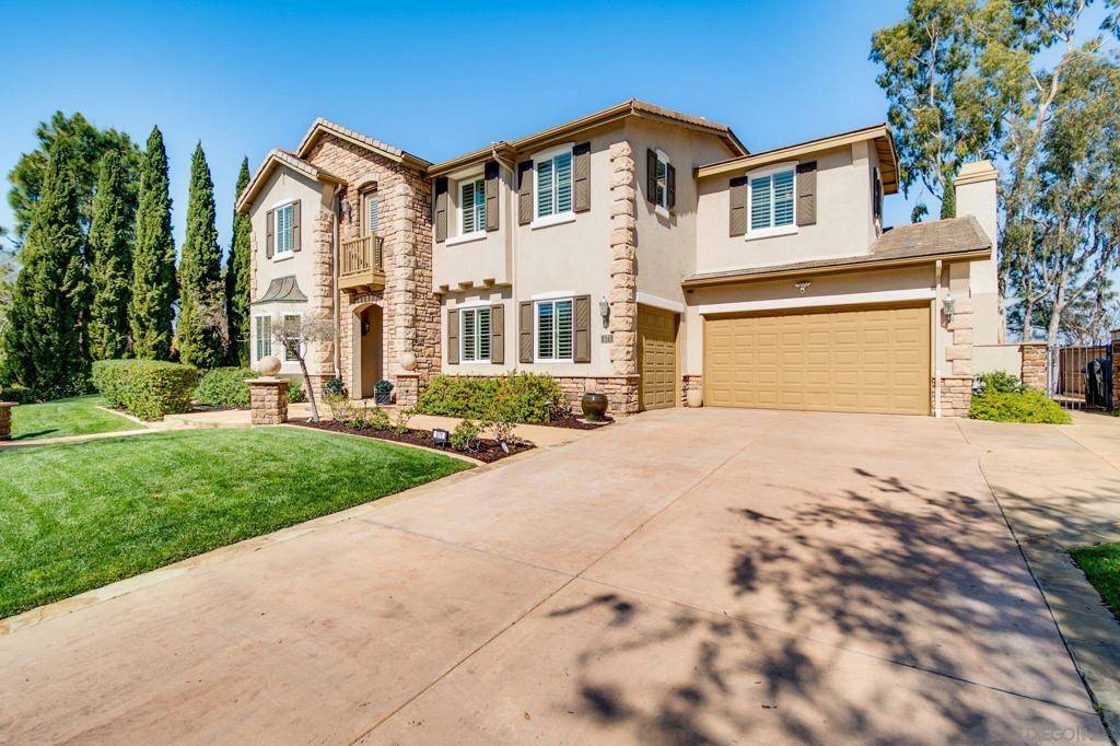 Encinitas, CA 92024,571 Lynwood Dr