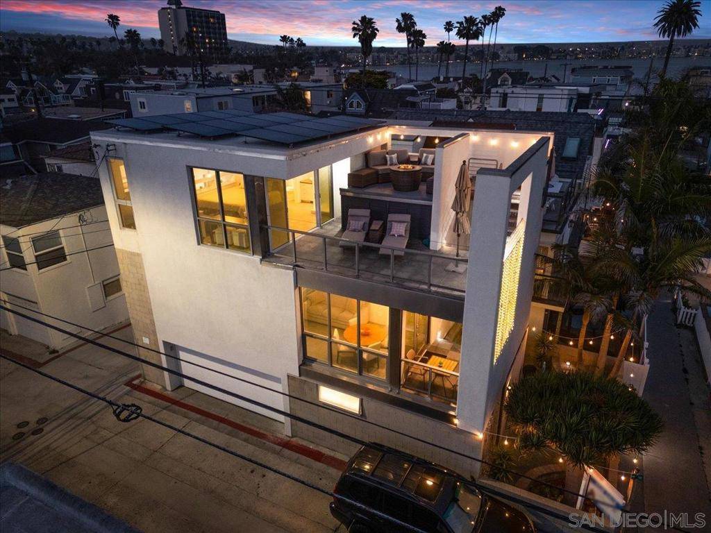 San Diego, CA 92109,710 Verona Ct