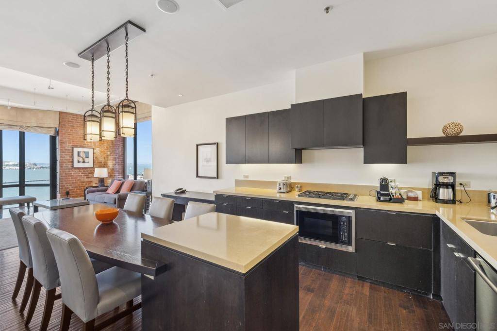San Francisco, CA 94109,900 N Point St #710