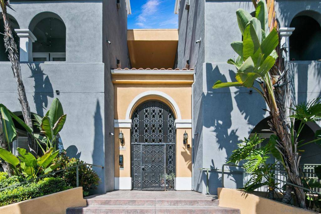 San Diego, CA 92103,4080 Front Street #207