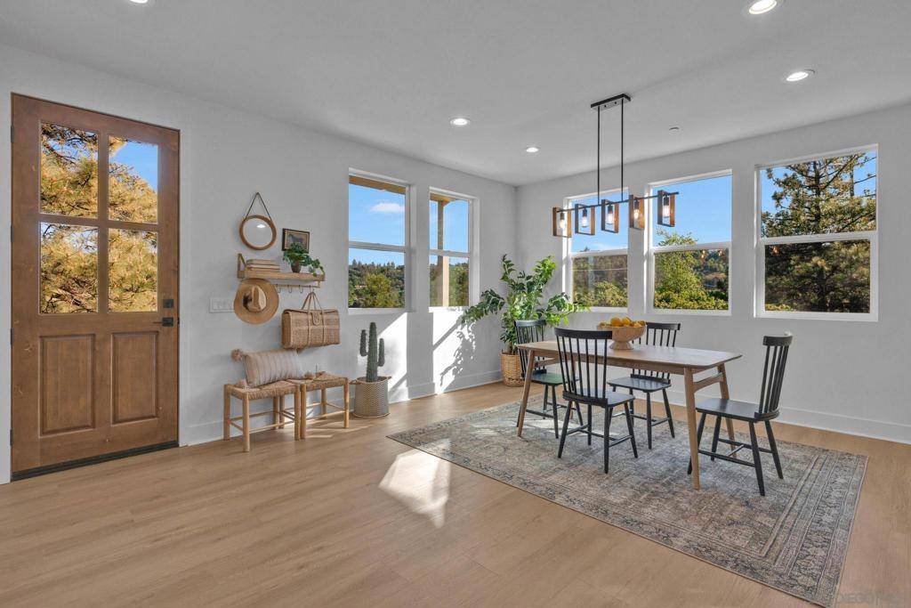 Julian, CA 92036,2396 Cape Horn Ave