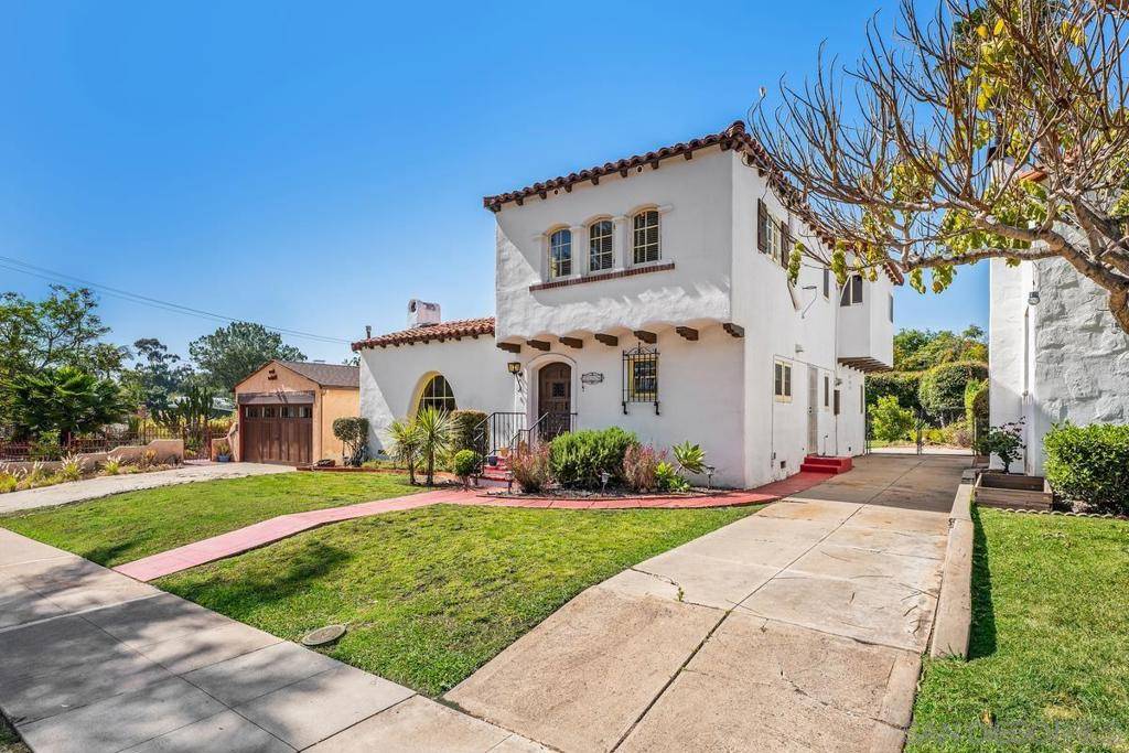 San Diego, CA 92104,2114 Upas St