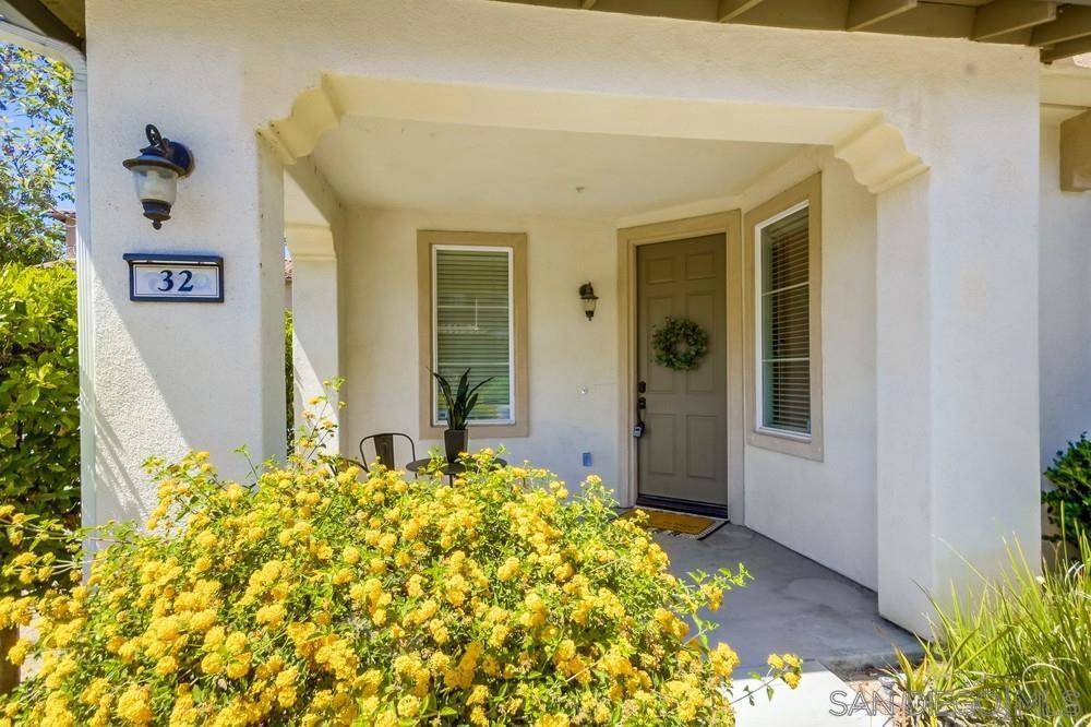 Chula Vista, CA 91914,2364 Calle Sabroso #32