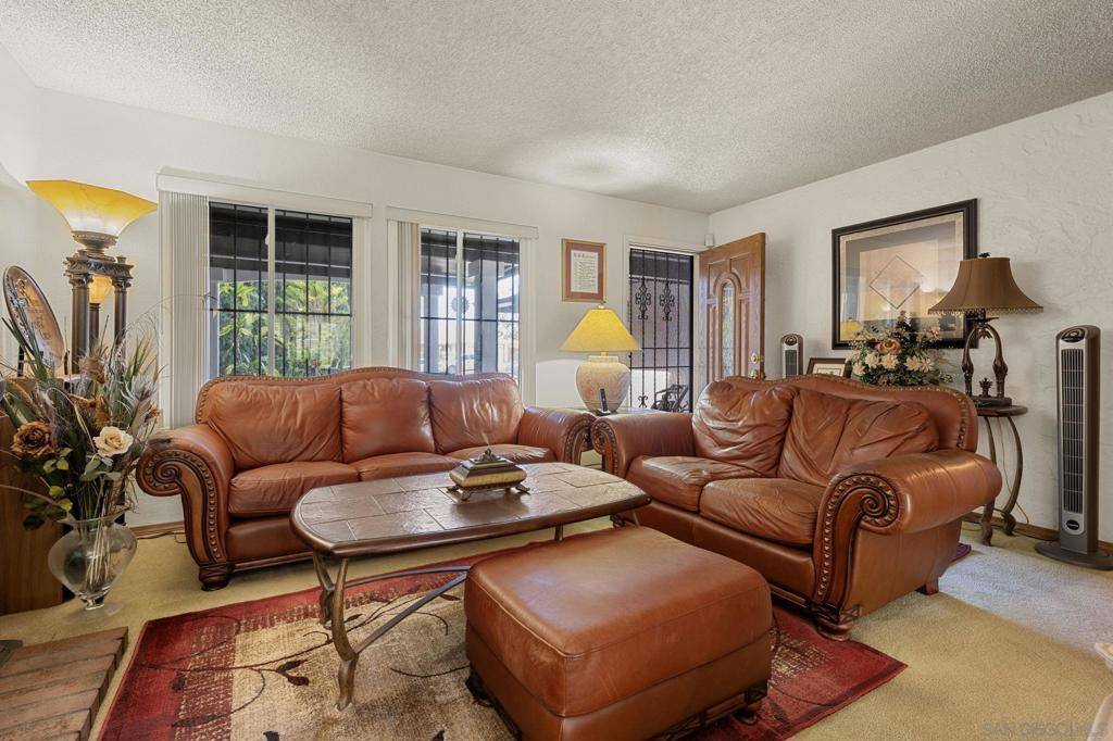 San Diego, CA 92114,6065 Nancita Ct