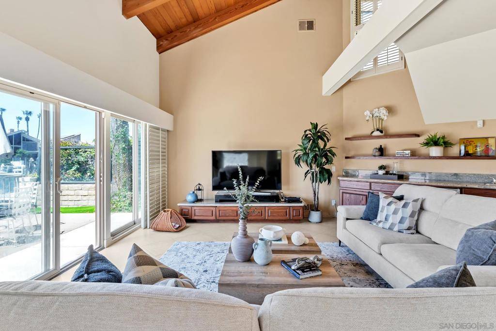 Coronado, CA 92118,6 Buccaneer Way