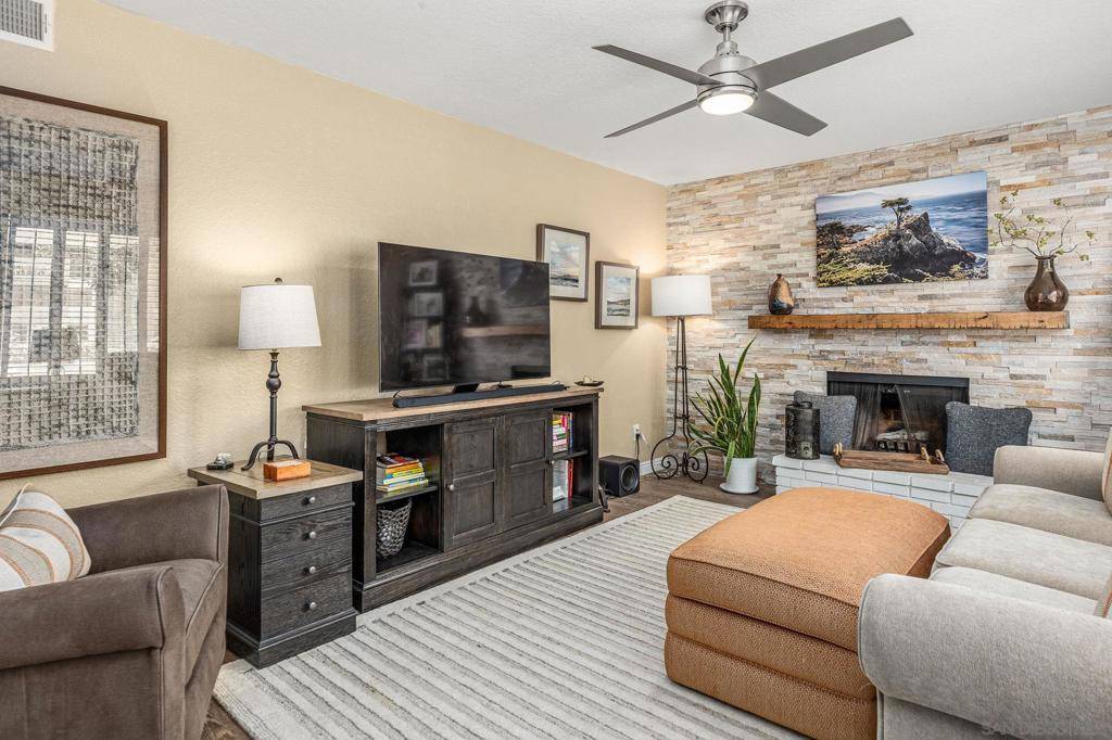 Carlsbad, CA 92011,867 Ginger Avenue