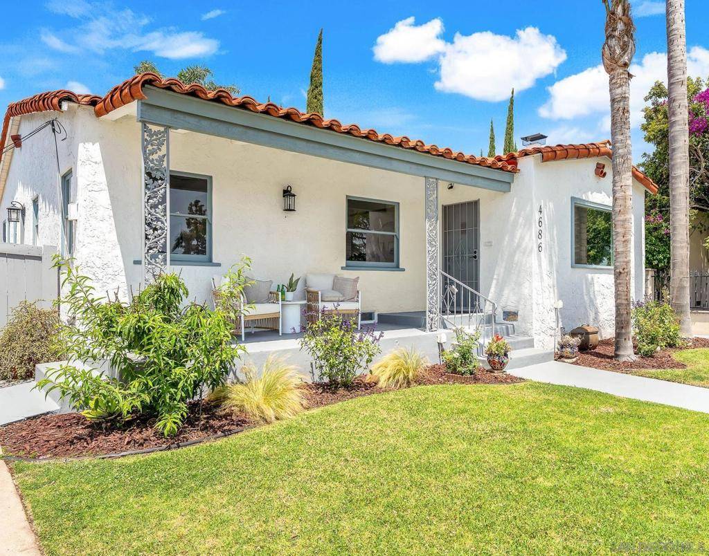 San Diego, CA 92116,4686 Van Dyke Ave