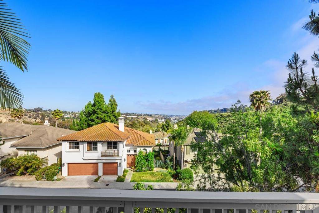 La Jolla, CA 92037,6013 Oakgate Row