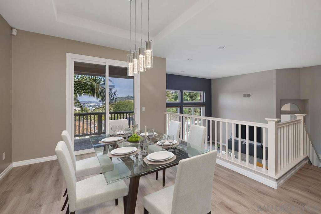 La Jolla, CA 92037,6013 Oakgate Row