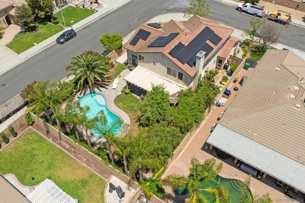 Corona, CA 88888,7387 Carrollton Pl