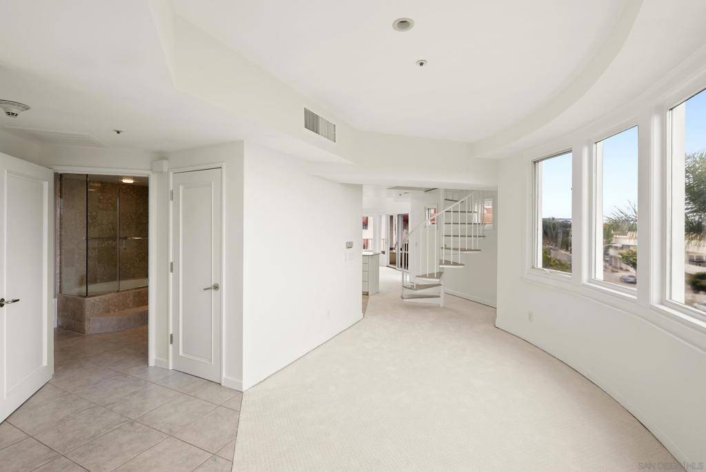 Coronado, CA 92118,1101 1st Street #416