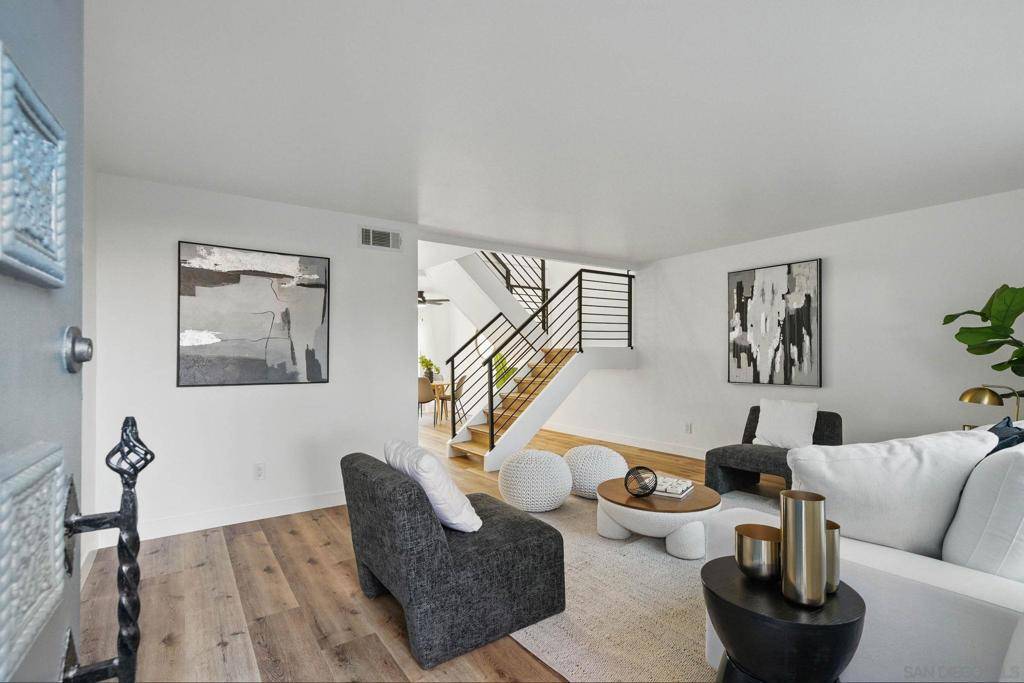 San Diego, CA 92111,4108 Genesee Avenue