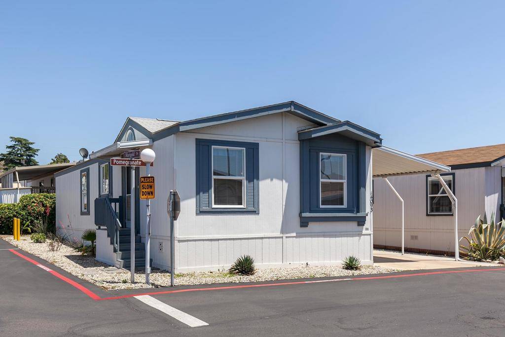 Poway, CA 92064,14093 Pomegranate Ave #216
