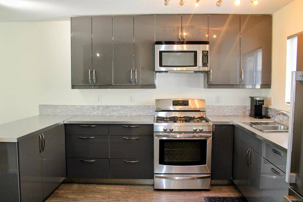 Imperial Beach, CA 91932,173 Palm Ave