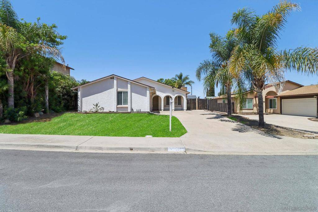 Poway, CA 92064,13002 Standish Dr