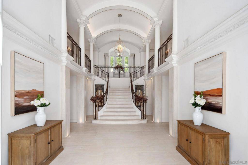 Rancho Santa Fe, CA 92067,4540 Los Pinos