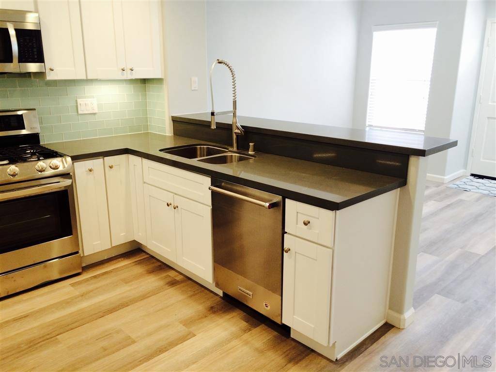 San Diego, CA 92130,12646 Carmel Country #156