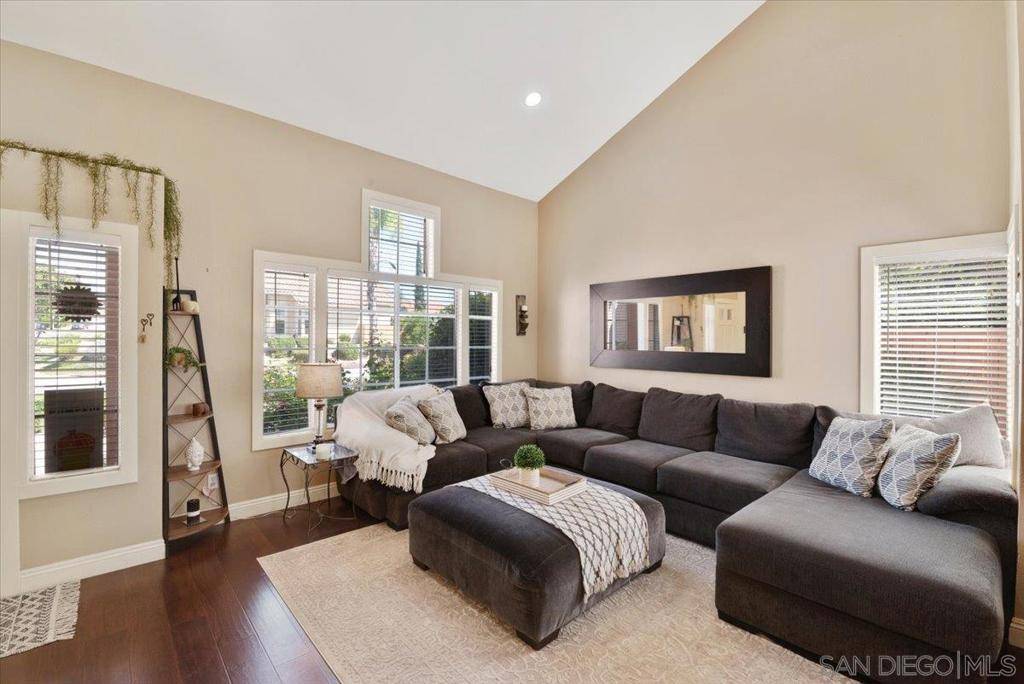 Murrieta, CA 92563,39201 Dovetree Drive