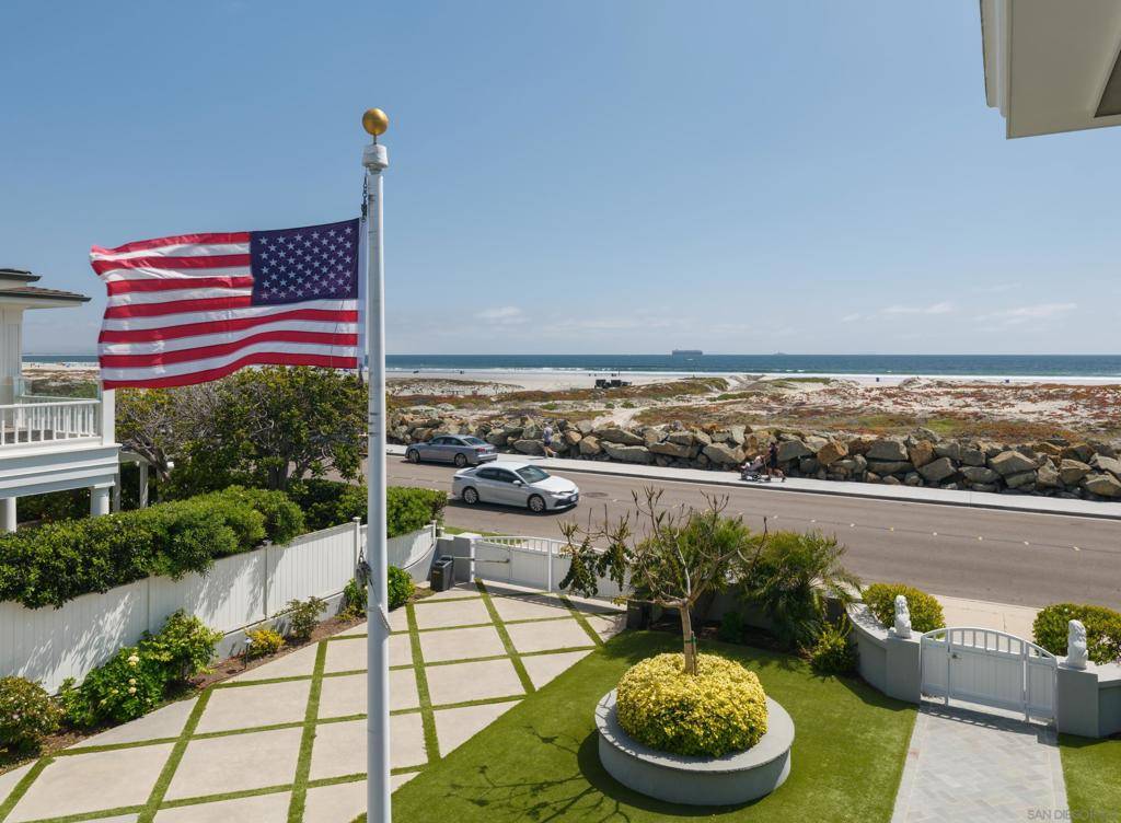 Coronado, CA 92118,535 Ocean Blvd