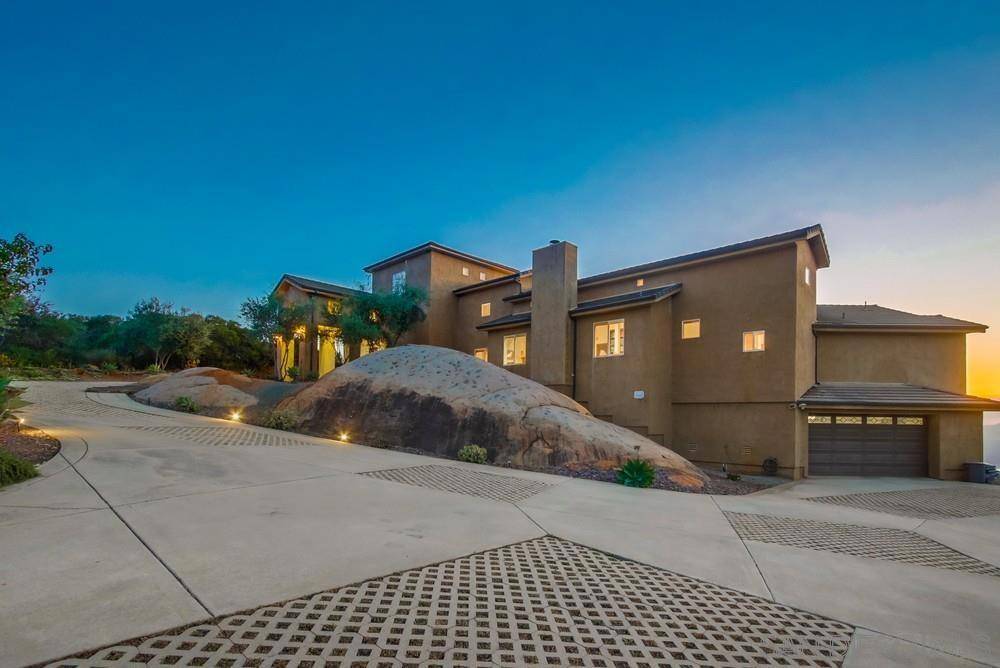 Lakeside, CA 92040,13037 Yerba Valley Way