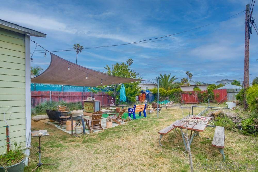 San Diego, CA 92107,2119 Bacon St