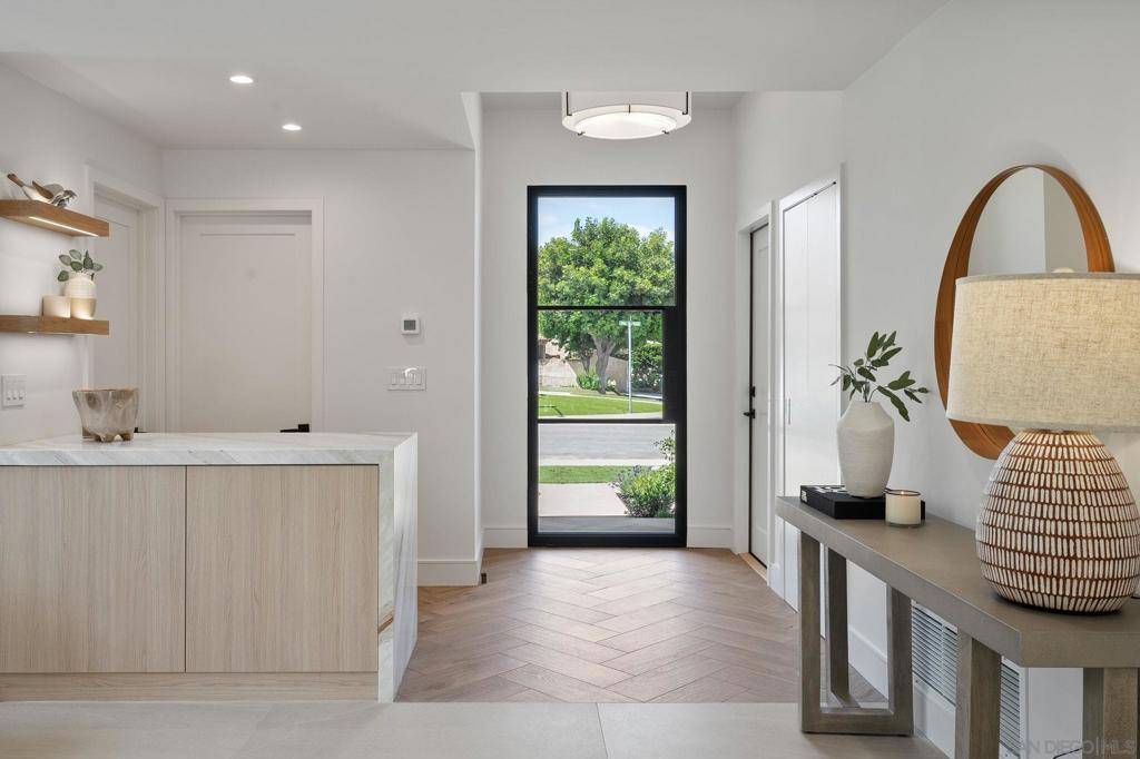 Rancho Santa Fe, CA 92091,3835 Via Reposo