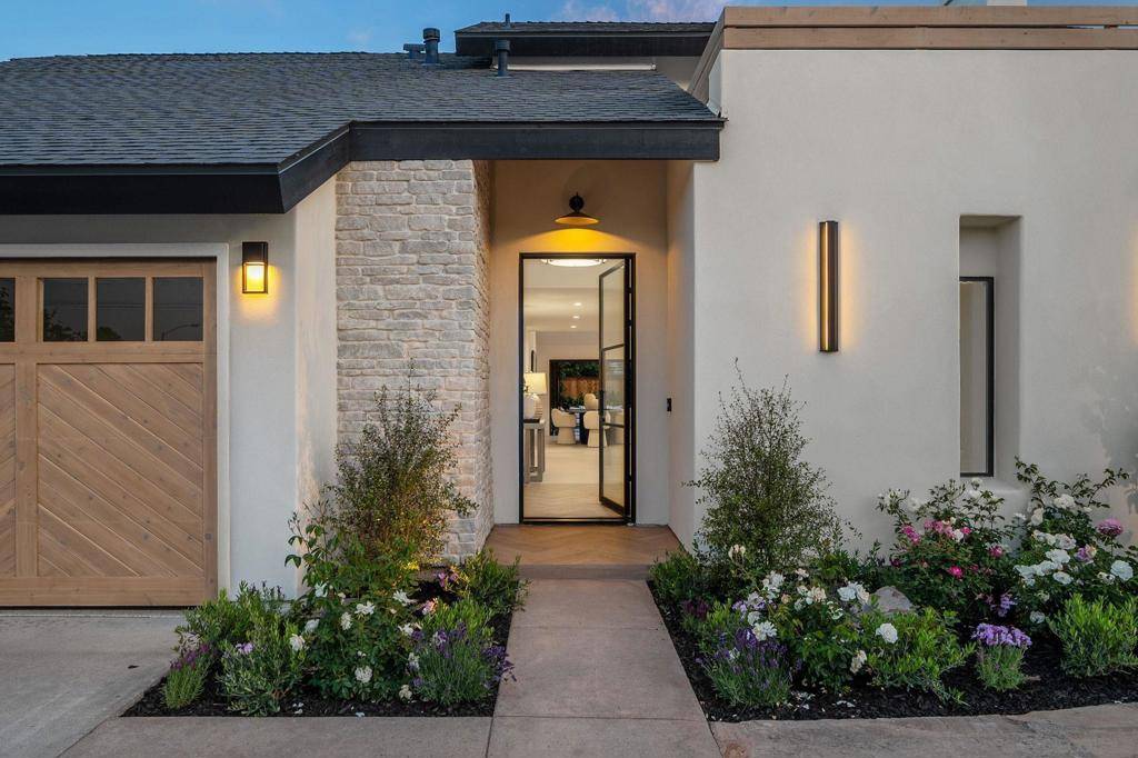 Rancho Santa Fe, CA 92091,3835 Via Reposo